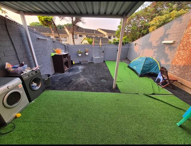 3 BEDROOM TOWNHOUSE TO LET IN UMGENI PARK